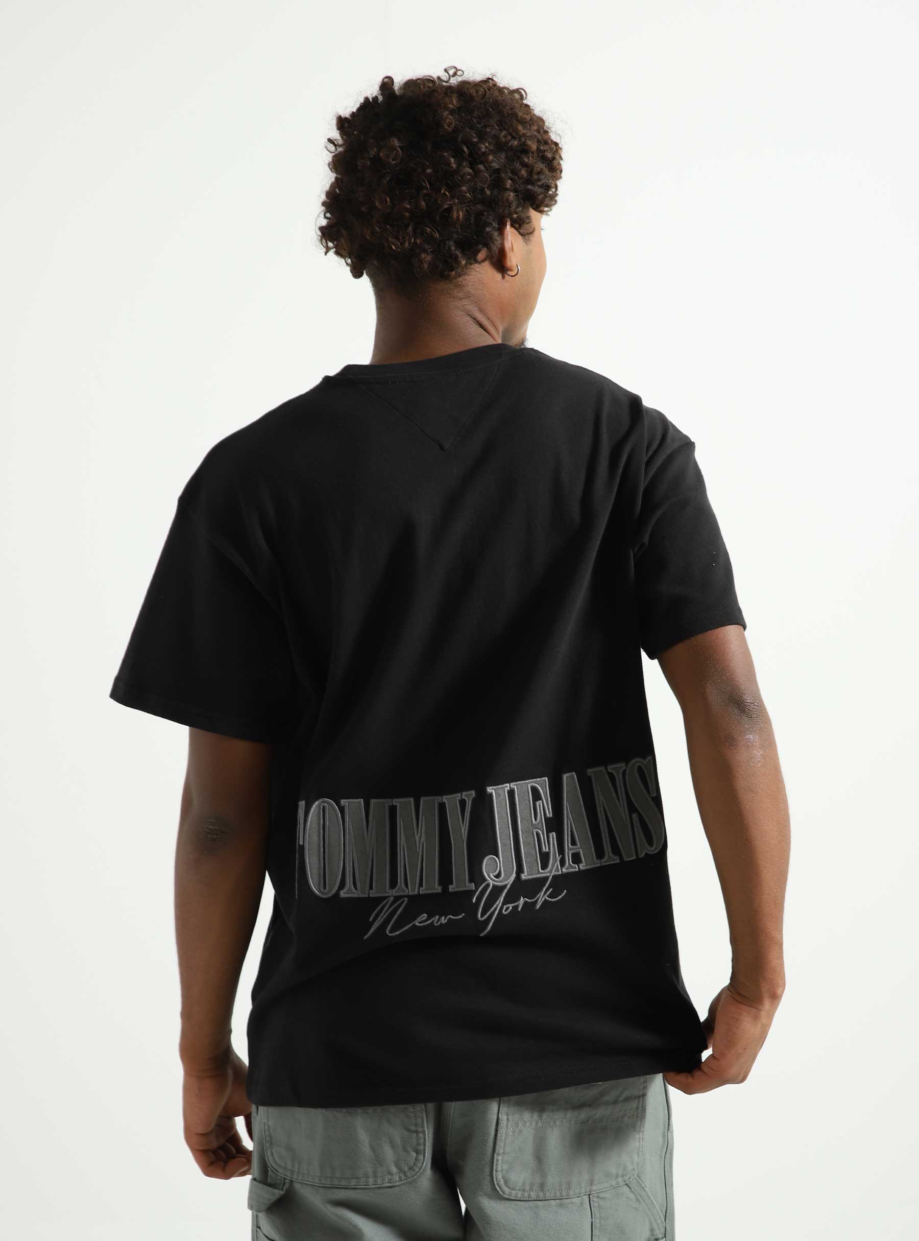 Tommy Jeans Badge - Relaxed TJM T-Shirt Black Freshcotton
