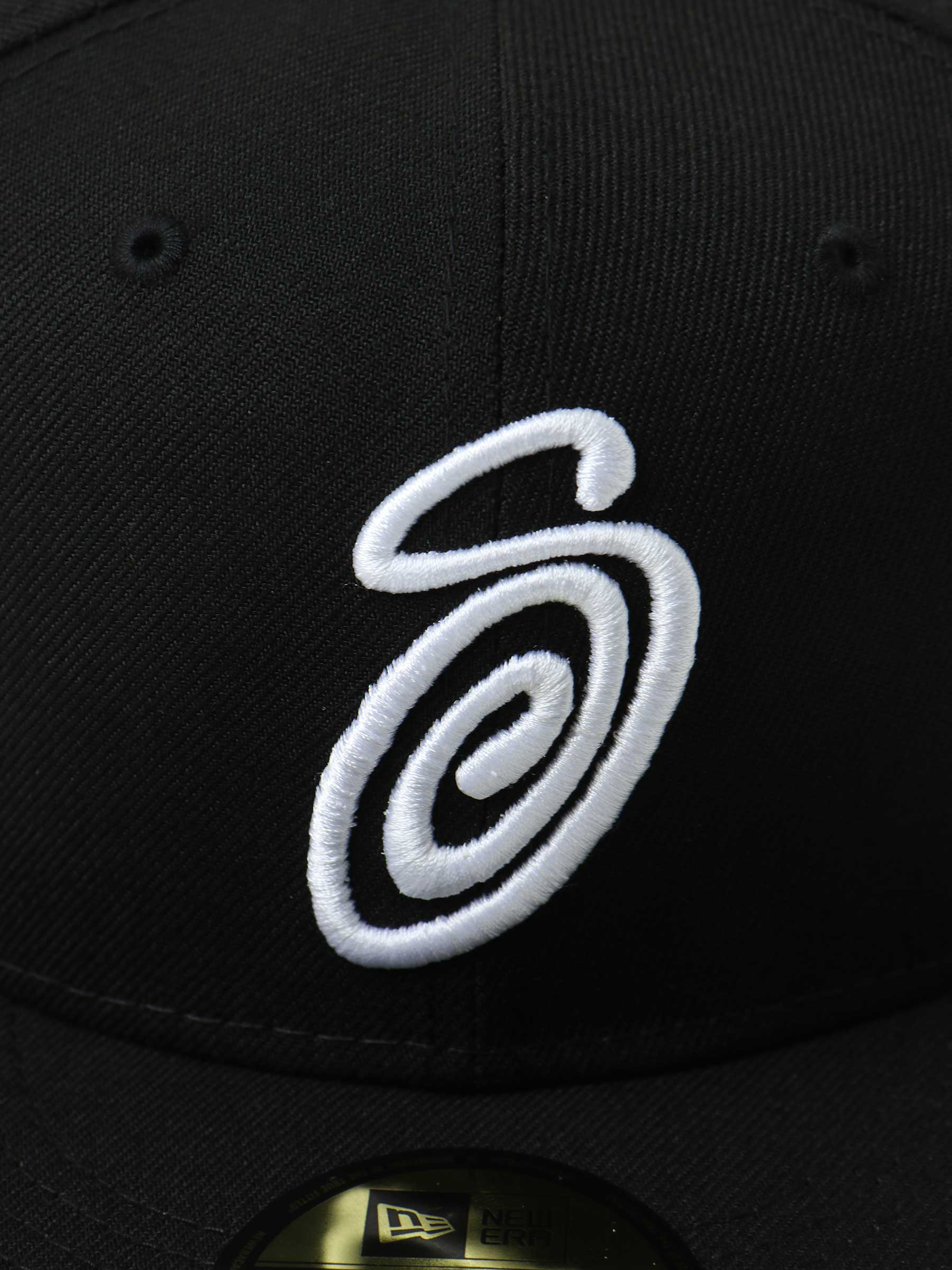 Stussy Curly S 59Fifty New Era Cap Black - Freshcotton