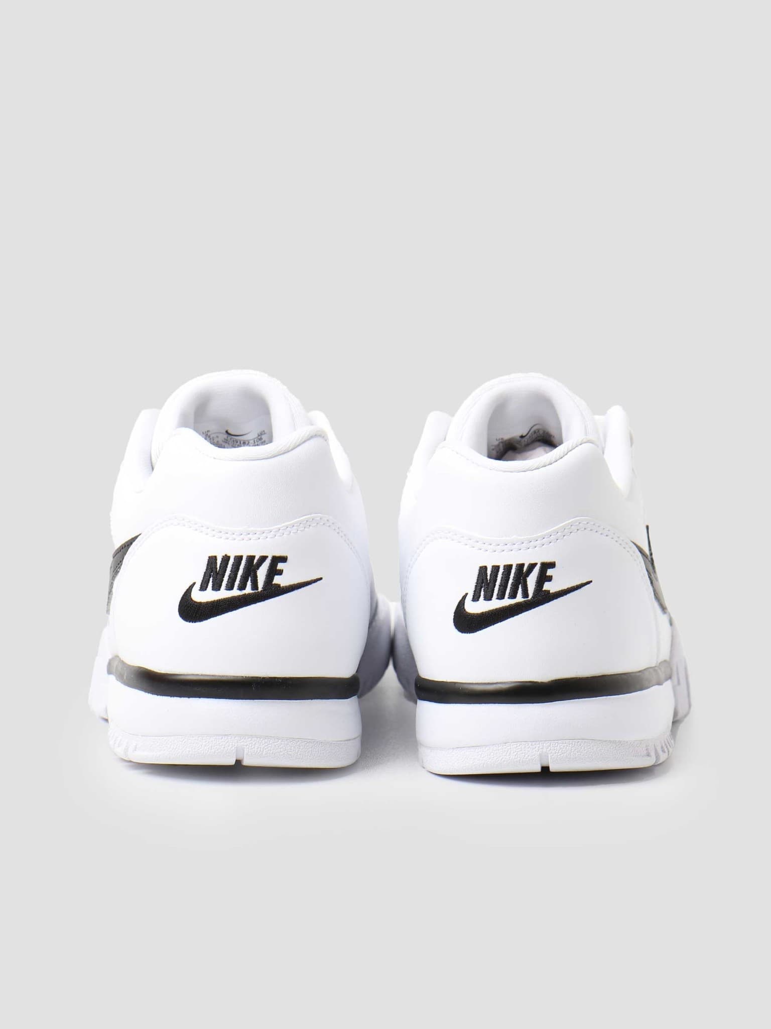 White best sale cross trainers