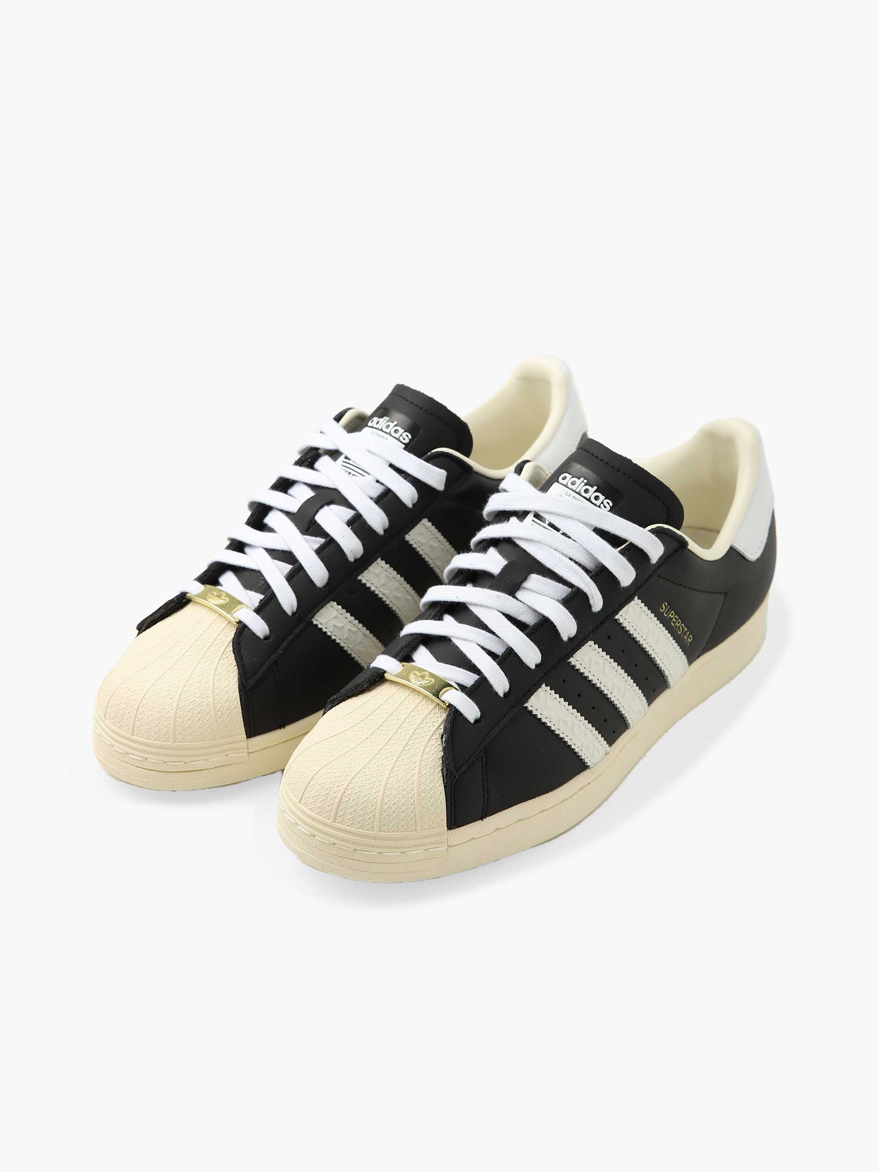 Adidas superstar cheap black & white